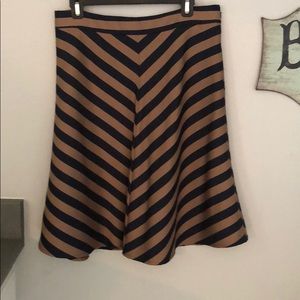Ann Taylor midi skirt 10